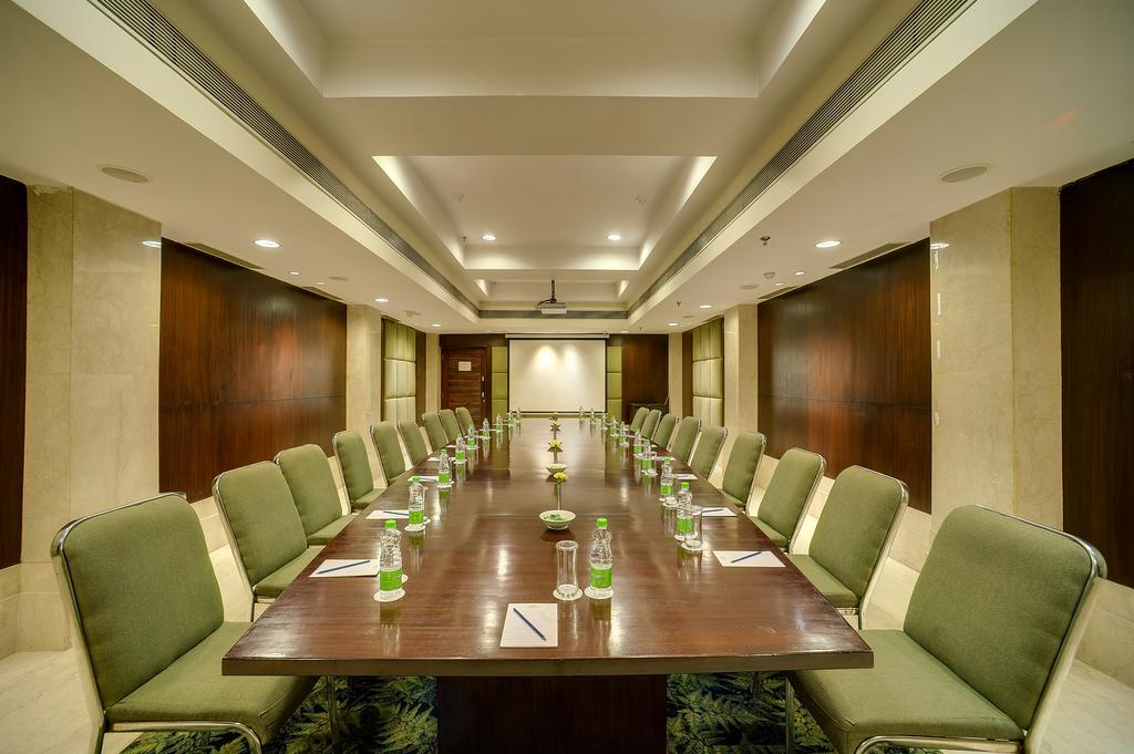 Muse Sarovar Portico Nehru Place Νέο Δελχί Εξωτερικό φωτογραφία